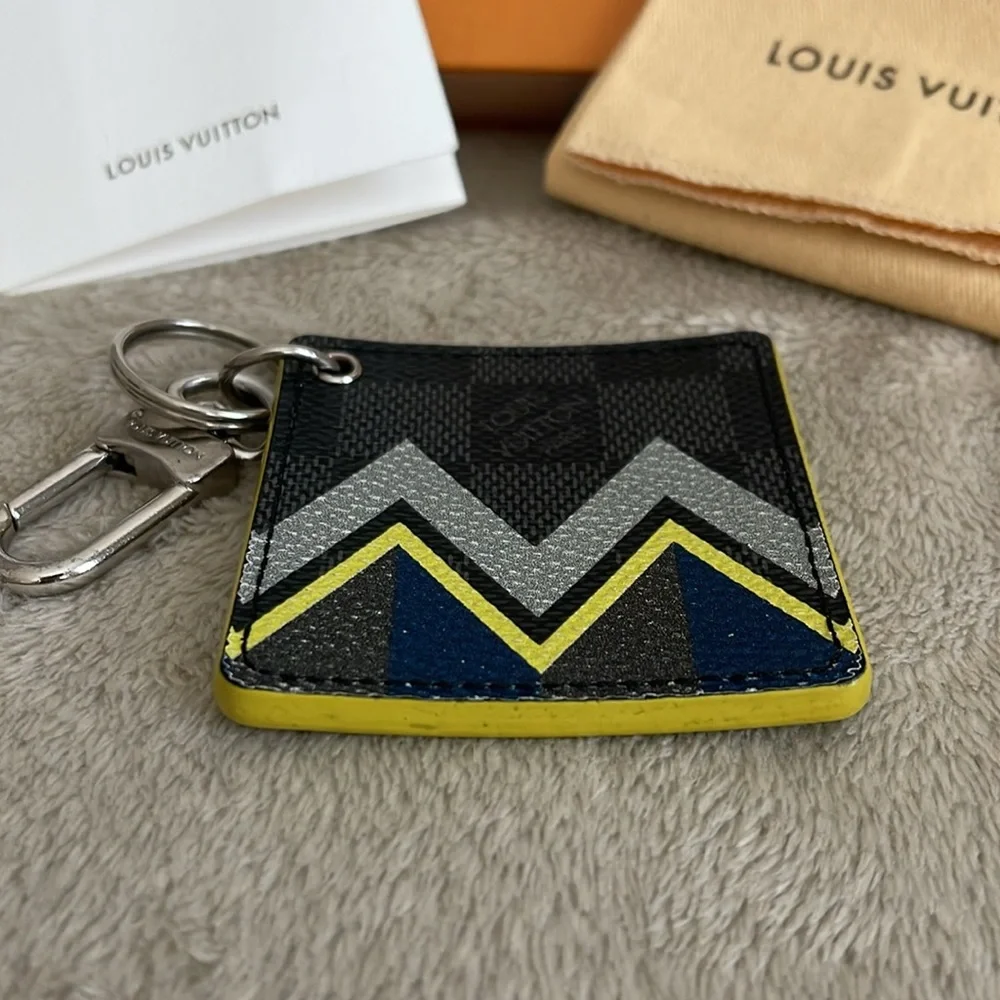 LOUIS VUITTON Damier Graphite Limited Edition Key holder/bag charm